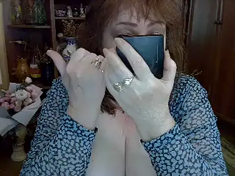 ElenaZed Chat XXX in diretta