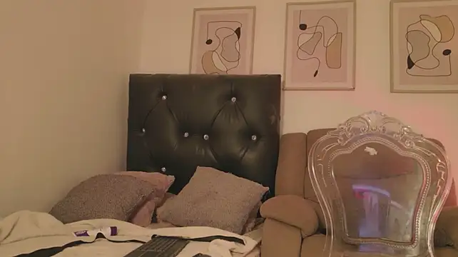 curlysofi Live XXX-Chat