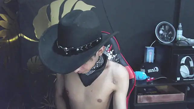 JulianGalan live XXX chat