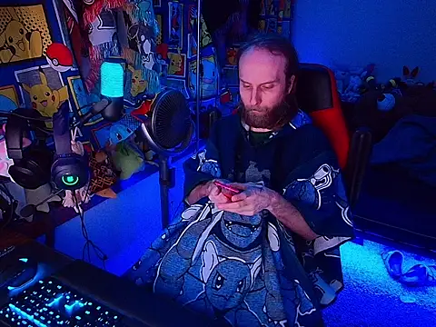 MrFrizby6211's Live XXX Chat