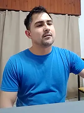 Bradd_32 Live XXX-chat