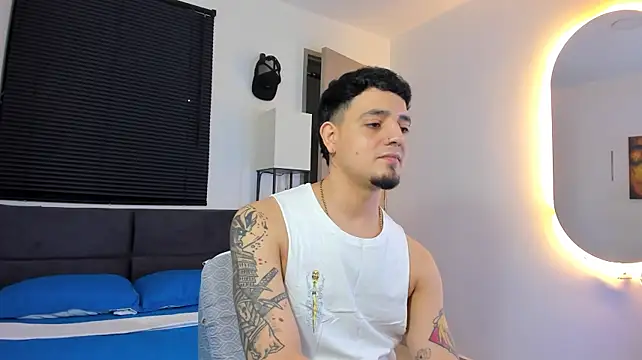 Онлайн чат XXX alejandro_calderon1