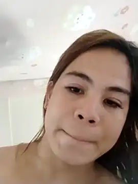carla_69x লাইভ XXX চ্যাট