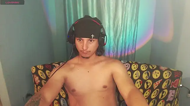 Chat +18 de MrKingsaintx ao vivo