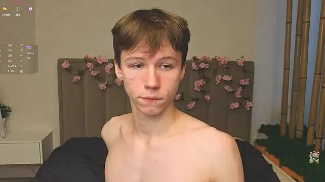 צ'אט XXX בשידור חי של cuMte_boy