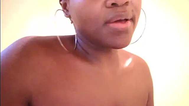 Queen_BootyXXXのライブXXXチャット