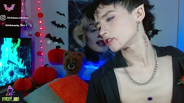 maxiy_001's Live XXX Chat