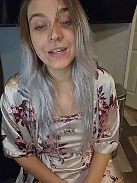 ScarletsWeb élő XXX-chatje