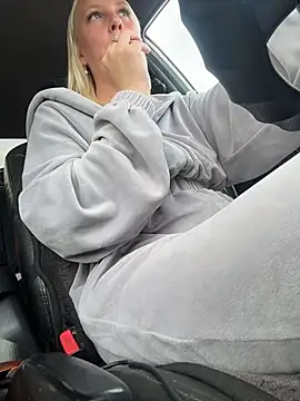 MerlinDaven Live XXX chat