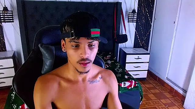 Angel_foxc13 现场XXX聊天