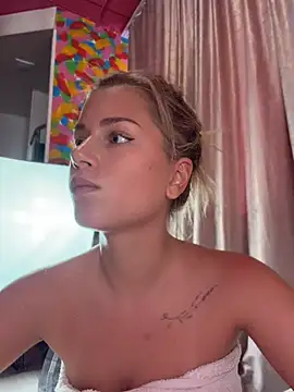 NinaVerse Live XXX-chat