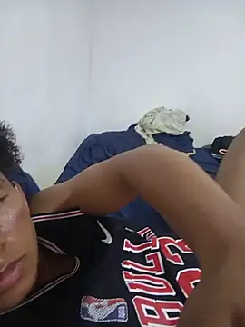 Itzan_1 – webcam-show