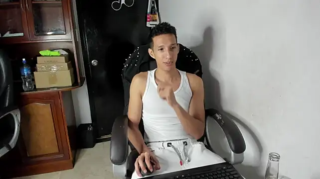 Chat XXX ao vivo de AlphaMarco