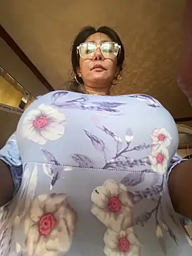 دردشة sweetieme الجنسية المباشرة
