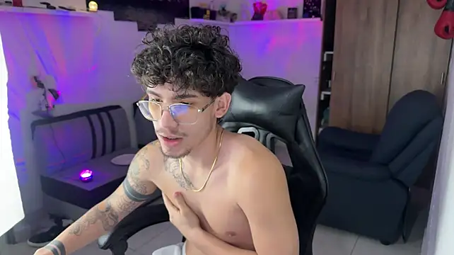 Chat XXX en directo de Kisan_Smith