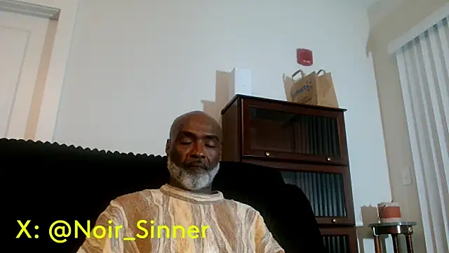 sinnernoir's Live XXX Chat