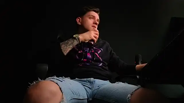 Chat XXX ao vivo de FelixStarkk