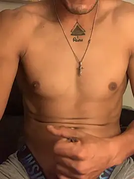 Creyes792 Show in webcam