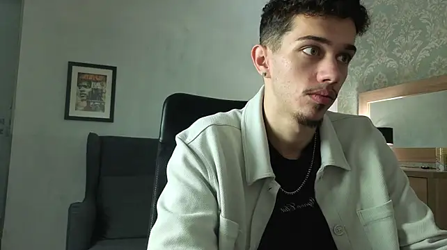 KaydenDrew Adlı Modelin Canlı XXX Sohbeti