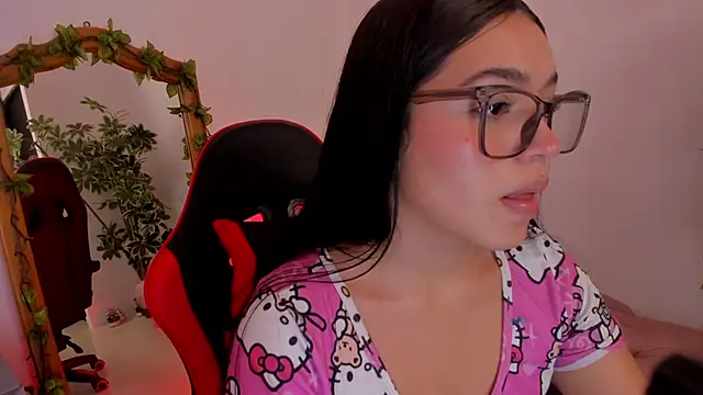 แชท XXX สดของ AvaLovely_