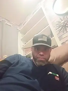 AlwaysStandingTall Webcam Show