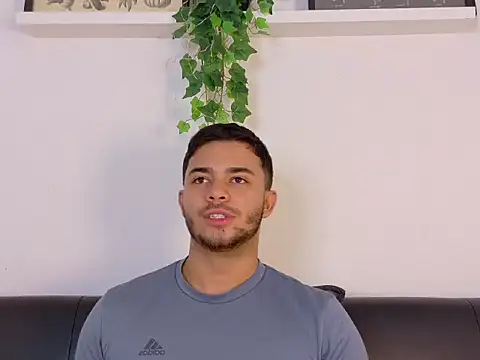 TylerWest_ Live XXX-Chat