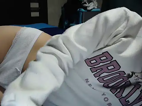 xochit-2022's Live XXX Chat
