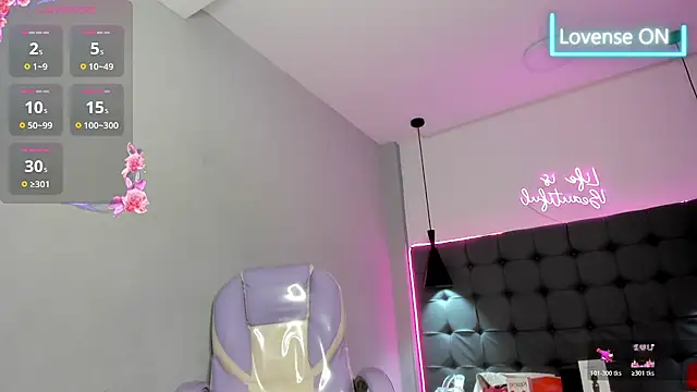 scarletcherry18 现场XXX聊天