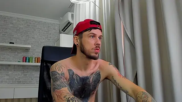 Chatroom XXX en direct de JonahShaw