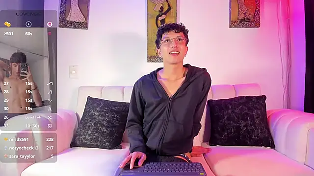 Chat +18 de mhatias_ ao vivo