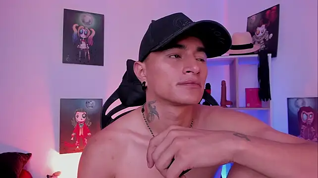 LiamDeeps Live XXX Chat