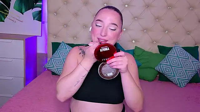 AVA_MAXIMUS' Live XXX Chat