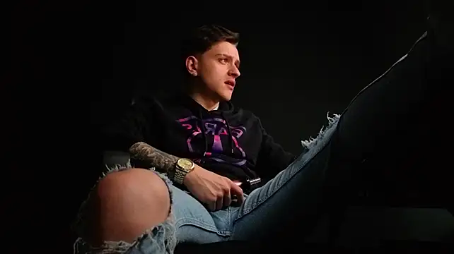Chatroom XXX en direct de FelixStarkk