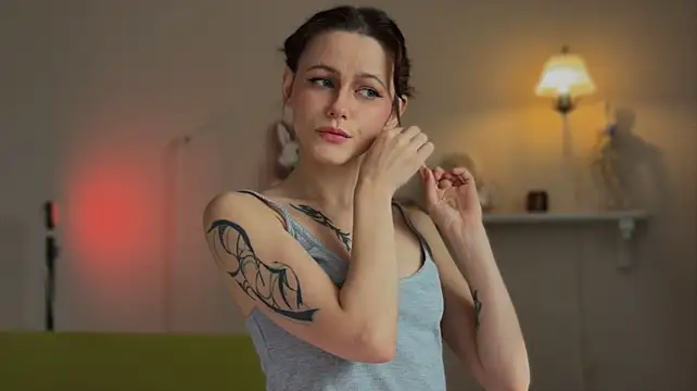 Kate_mikki 现场XXX聊天