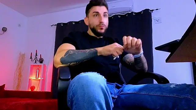 دردشة MightyAaron66 الجنسية المباشرة
