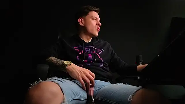 XXX chat uživo modela FelixStarkk
