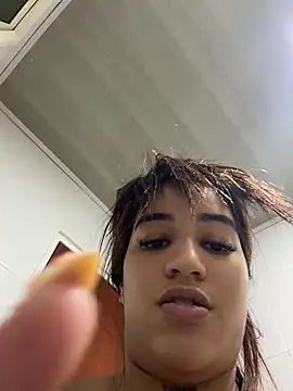 Little_Gaby_のライブXXXチャット