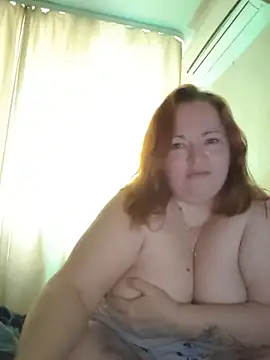 Pirellina's Live XXX Chat