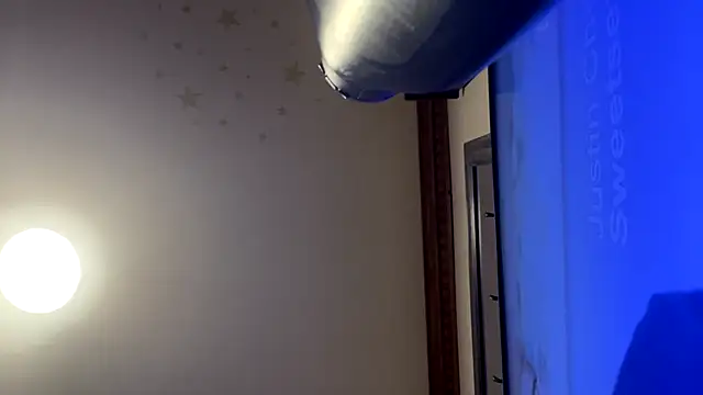 pumpuppete4 élő XXX-chatje
