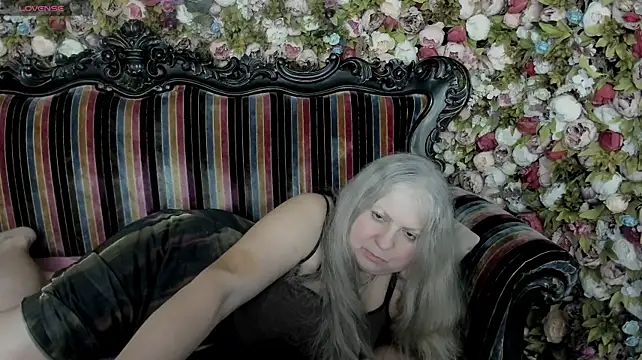 Chat +18 de mariabelladonna ao vivo