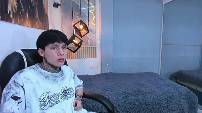 Cry_therealn Live XXX chat