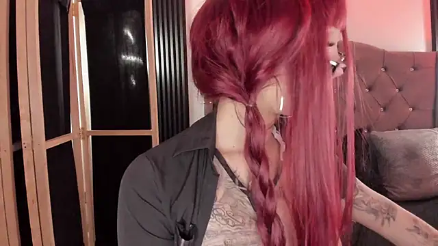 Živý XXX chat Scarbadgirl_