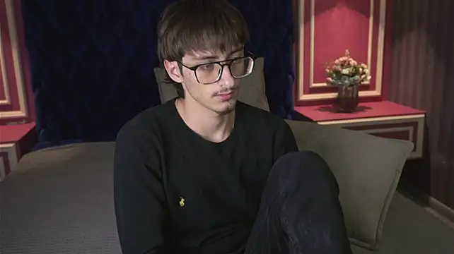 RonBevs' Live XXX Chat