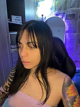i_am_nina_'s Live Chat Room