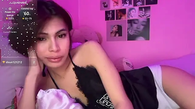 צ'אט XXX בשידור חי של urtwinkbrixz