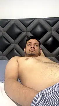 Chat +18 de Rick_Adams ao vivo