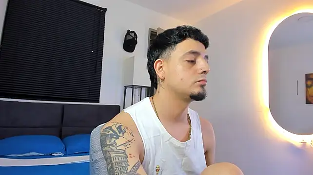 alejandro_calderon1 现场XXX聊天