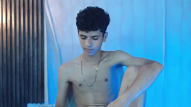 Онлайн чат XXX JuniorPrinceMorris