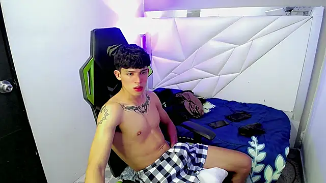Chat +18 de Liom_Gym ao vivo