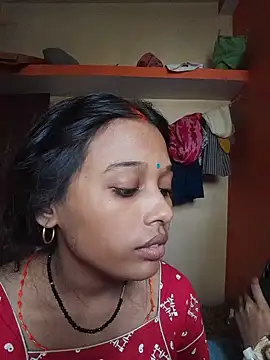 XXX chat uživo modela hotapple55